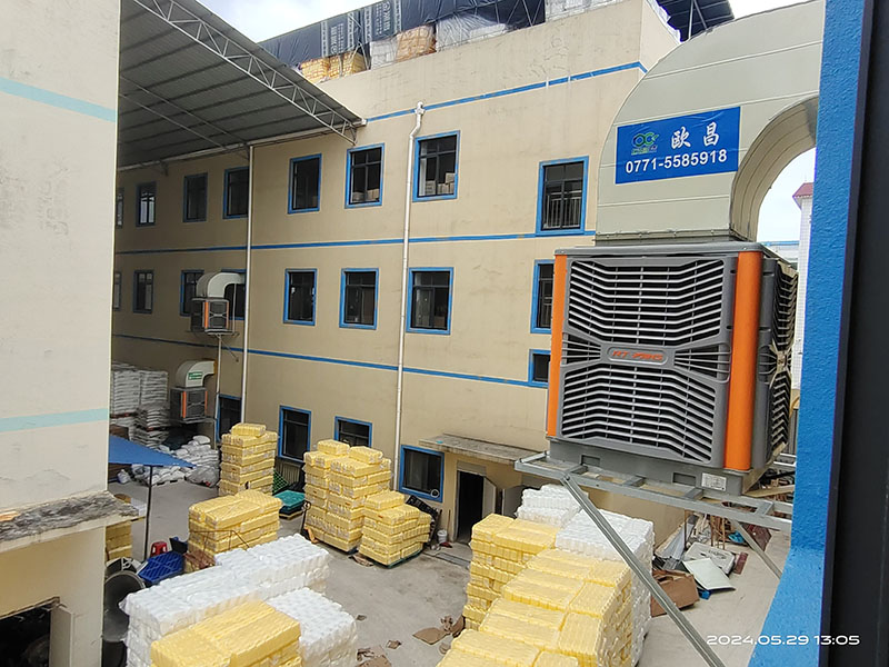 夏季工廠車間如何做好防暑降溫工作<div   id=